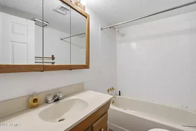 469 W Central Avenue, Coolidge, AZ 85128 - Photo 19