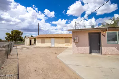 318 W Phoenix Avenue, Eloy, AZ 85131 - Photo 3