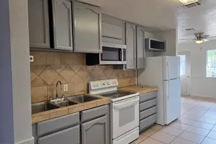 6042 S 10th St, Phoenix, AZ 85042 - Photo 3