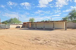 6042 S 10th St, Phoenix, AZ 85042 - Photo 9