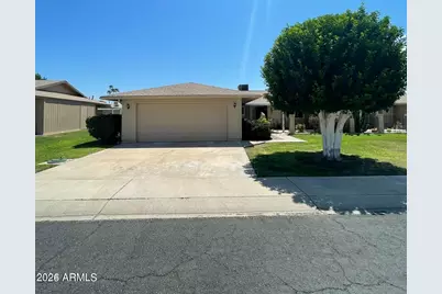 10524 W Saratoga Circle, Sun City, AZ 85351 - Photo 1