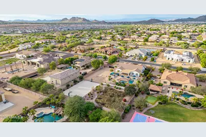 7293 W Fallen Leaf Lane, Peoria, AZ 85383 - Photo 95