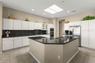19614 N Echo Rim Dr, Surprise, AZ 85387 - Photo 9