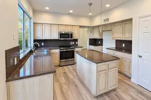 7032 W Piute Ave, Glendale, AZ 85308 - Photo 5