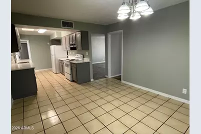 13651 N 33rd Avenue, Phoenix, AZ 85029 - Photo 11