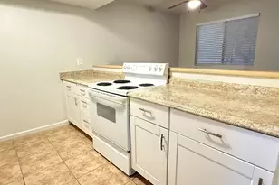 18202 N Cave Creek Rd, Phoenix, AZ 85032 - Photo 9