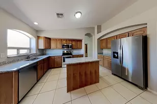 23097 S 212th Pl, Queen Creek, AZ 85142 - Photo 3