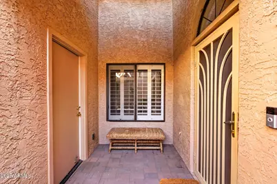 7893 E Cactus Wren Road, Scottsdale, AZ 85250 - Photo 11