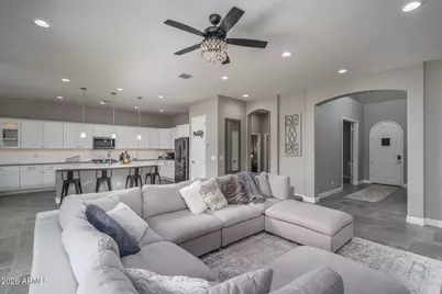 12329 S 179th Avenue, Goodyear, AZ 85338 - Photo 7
