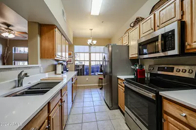 14950 W Mountain View Boulevard #7205, Surprise, AZ 85374 - Photo 5