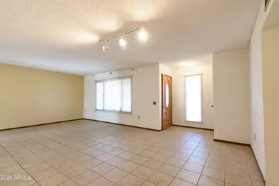 9739 W Riviera Drive, Sun City, AZ 85351 - Photo 5