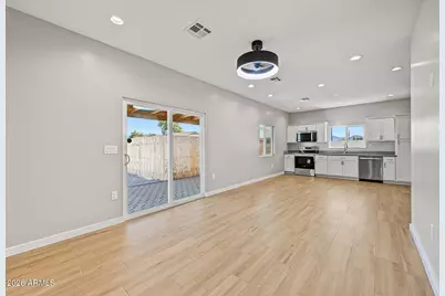 739 S Central Avenue #B, Avondale, AZ 85323 - Photo 9