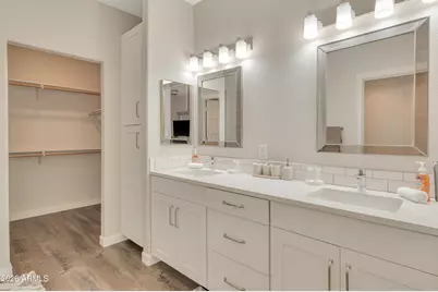 8653 E Royal Palm Road #1008, Scottsdale, AZ 85258 - Photo 11