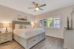 8653 E Royal Palm Rd, Scottsdale, AZ 85258 - Photo 9