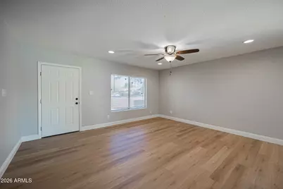 715 W Renee Drive, Phoenix, AZ 85027 - Photo 7