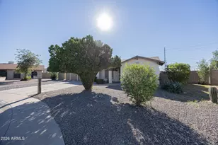 715 W Renee Dr, Phoenix, AZ 85027 - Photo 3