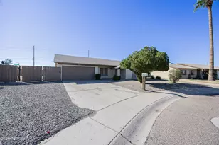 715 W Renee Dr, Phoenix, AZ 85027 - Photo 1