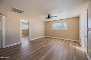 338 E Vogel Ave, Phoenix, AZ 85020 - Photo 3
