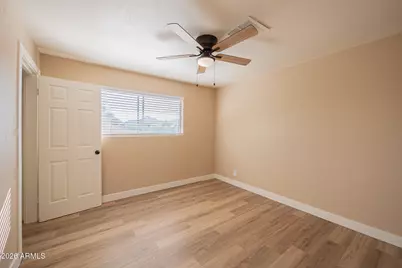 338 E Vogel Avenue #2, Phoenix, AZ 85020 - Photo 9