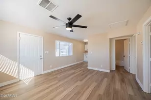 338 E Vogel Ave, Phoenix, AZ 85020 - Photo 5