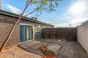1722 E Ocotillo Rd, Phoenix, AZ 85016 - Photo 23