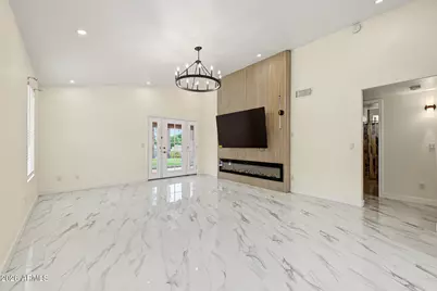 7525 W Kerry Lane, Glendale, AZ 85308 - Photo 5