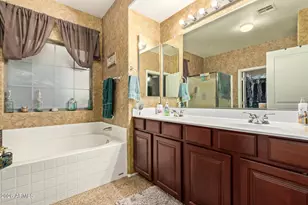 6358 S Legend Ct, Gilbert, AZ 85298 - Photo 17