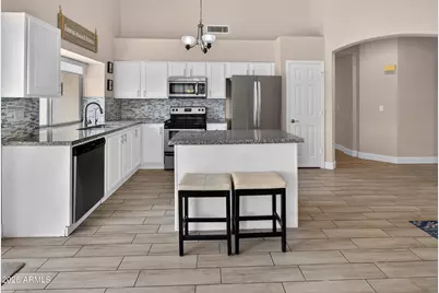 4765 E Bighorn Avenue, Phoenix, AZ 85044 - Photo 15