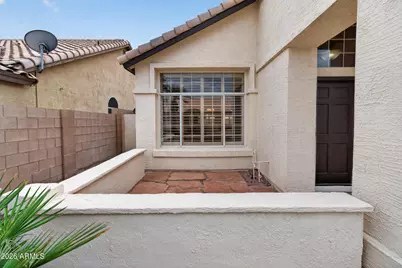 4765 E Bighorn Avenue, Phoenix, AZ 85044 - Photo 7