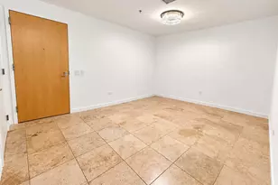 7157 E Rancho Vista Dr, Scottsdale, AZ 85251 - Photo 3