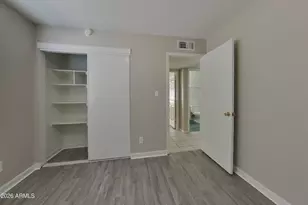 5526 W Angela Dr, Glendale, AZ 85308 - Photo 11