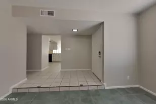 5526 W Angela Dr, Glendale, AZ 85308 - Photo 17