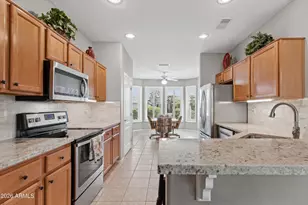 19482 N Marble Canyon Ct, Surprise, AZ 85374 - Photo 13
