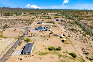 25417 W Opportunity Wy, Morristown, AZ 85342 - Photo 35