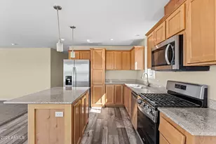 25417 W Opportunity Wy, Morristown, AZ 85342 - Photo 9