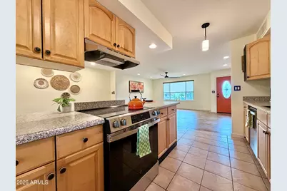 8413 E Bonnie Rose Avenue, Scottsdale, AZ 85250 - Photo 5