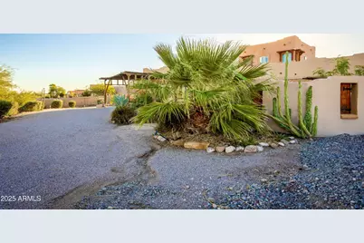 766 N Mountain View Road, Apache Junction, AZ 85119 - Photo 9