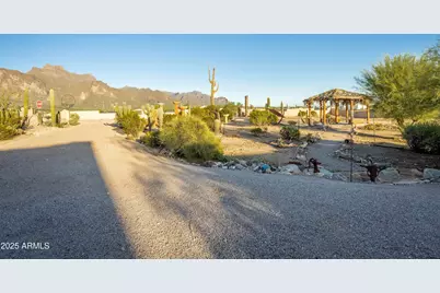 766 N Mountain View Road, Apache Junction, AZ 85119 - Photo 19