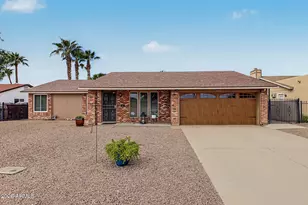 642 S 72nd St, Mesa, AZ 85208 - Photo 1