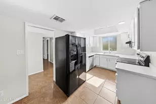 2504 W Eugie Ave, Phoenix, AZ 85029 - Photo 5