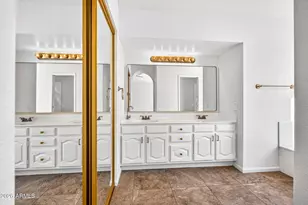 79 E Calle De Arcos, Tempe, AZ 85284 - Photo 49