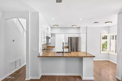 79 E Calle De Arcos --, Tempe, AZ 85284 - Photo 23