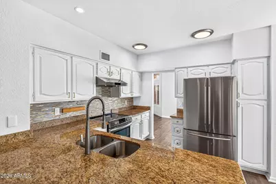 79 E Calle De Arcos --, Tempe, AZ 85284 - Photo 25