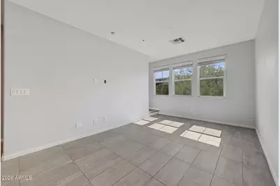 2211 E Hidalgo Avenue, Phoenix, AZ 85040 - Photo 9