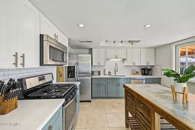 2501 E Blanche Drive, Phoenix, AZ 85032 - Photo 11