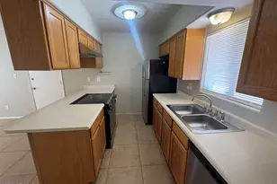 6207 W Britton Ave, Phoenix, AZ 85033 - Photo 5