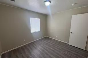 6207 W Britton Ave, Phoenix, AZ 85033 - Photo 13