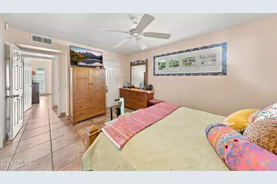 10022 W Lancaster Drive, Sun City, AZ 85351 - Photo 15