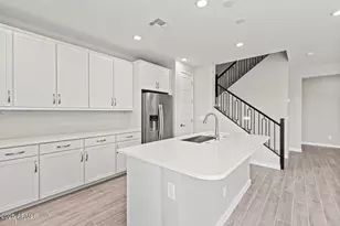 21047 N 58th Way, Phoenix, AZ 85024 - Photo 11