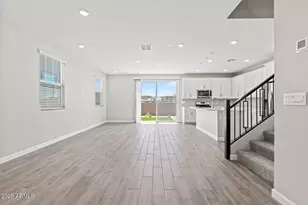 21047 N 58th Way, Phoenix, AZ 85024 - Photo 5